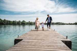 Professionelles Babybauch Fotoshooting in München – natürliche Schwangerschaftsfotos, liebevolle Babybauchbilder und authentische Schwangerschaft Shootings im Studio und Outdoor.